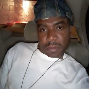 Meet your Posher, Jafferay